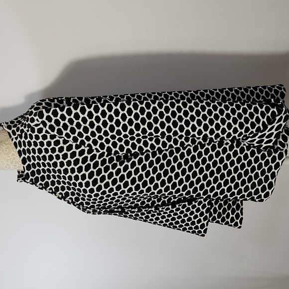 Joseph Ribkoff Black White Geometric Asymmetric Textured Jacket Women’s Size 8 - Picture 9 of 16